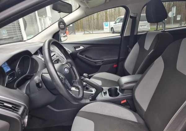 Ford Focus cena 27900 przebieg: 207476, rok produkcji 2012 z Białobrzegi małe 46